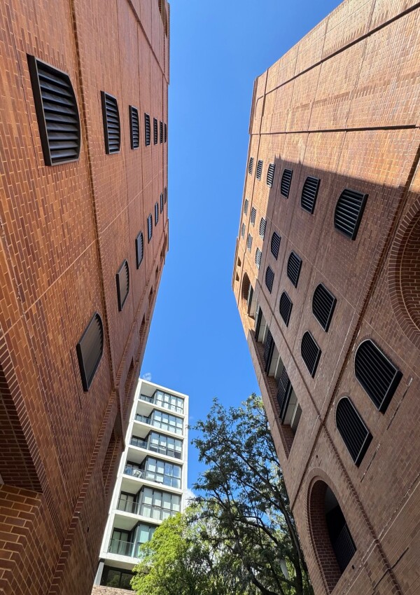 Cowper Street Social Housing